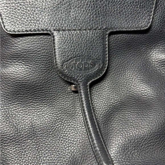 Tod's Black Leather Shoulder Bag - Picture 13 of 16